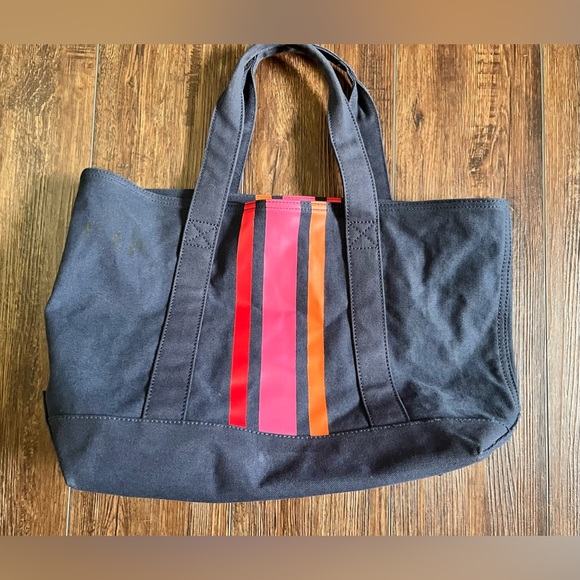 GAP tote. Navy with striped. Heavy duty. Unisex. - Picture 2 of 14